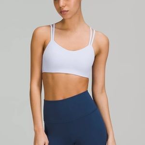 Lululemon like a cloud bra